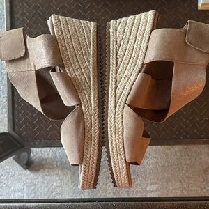 Eileen Fisher Willow Wedge Leather Shimmering Tan Wedge Sandals